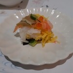 趙の飲茶 888 - プチちらし寿司。最後にいつもならデザートかフルーツかお菓子なんだけど、3/3ひなまつりだったから。