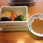 レストラン QUATRE CINQ (道後夢蔵) - 蒸し物、ゴマダレ