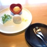 レストラン QUATRE CINQ (道後夢蔵) - みかんアイス、苺大福