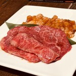 Yakiniku Ushijirushi - 