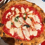 Gino Sorbillo Artista Pizza Napoletana - 