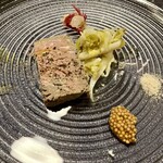 Jardin Saisonnier - 蝦夷鹿のパテ　〜イタリア産のお塩、粒マスタード、茗荷、キャベツ〜