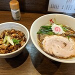 自家製麺 麺や ひなた - 