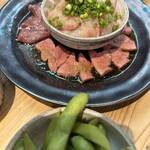 Taishuushokudou Umeda Horu - 肉刺し3種