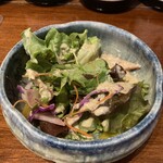 Teppansake No Kigaru - お通し〜オリジナルドレッシングのサラダ