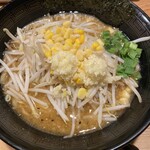 肉盛り みそラーメン 侍倶楽部 - 