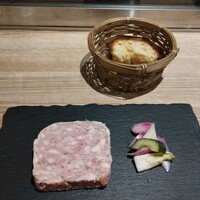 シャルキュ - パテ・ド・カンパーニュ＋バゲット