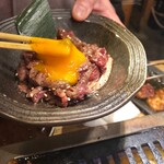 焼肉食堂 かど家    - ユッケマゼマゼ〜