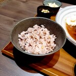 Akameno Oyaji - 十五穀米を半分で