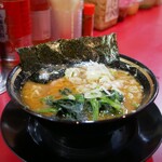 家系ラーメン とらきち家 - 