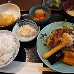 かみいし - ふくお焼き定食　800円