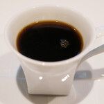 ラトラスフィス - ランチコース 6405円 のコーヒー