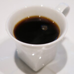 ラトラスフィス - ランチコース 6405円 のコーヒー