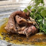 神戸牛 銀座和牛想榮 - シェリー酒とつがるりんごのソース