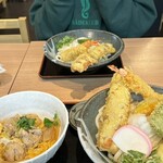 饂飩の四國 アクタ西宮店 - 