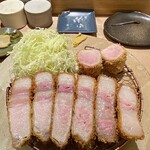 tonkatsu.jp - 天城黒豚の特上ロースかつ定食&ミニひれかつ（単品）