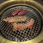 焼肉菜包 朴然 - 