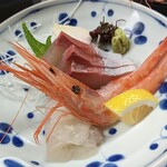 泉都 - 造り三種盛り 甘エビ・鯛・ハマチ