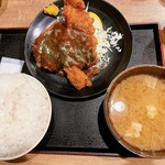 Mori tatsu - デミグラスチキンカツ定食