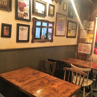 カルニセリア_2