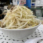 麺屋 どん - ラーメン300gニンニク、野菜増し950円