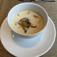 MIDO RESTAURANT PIC NIKA -  MIDO RESTAURANT PIC NIKA -