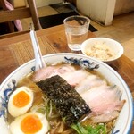 松波ラーメン店 - 