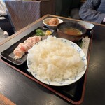 秀楽 - ささみしもふり定食