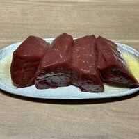 焼肉山水 虎ノ門ヒルズ店 - 幻の生レバ焼き