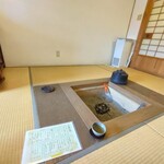 飴源 - 小さい待合