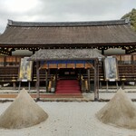 すき焼き キムラ - 上賀茂神社の正式名称は、賀茂別雷神社。かもわかれいかずちじんじゃ。