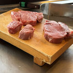 ステーキハウス 秀 - 牛フィレ＆サーロイン６名分　2024.3