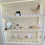 HARIO CAFE Karuizawa Ando Bijutsukan Ten - Accessories Available Here Too