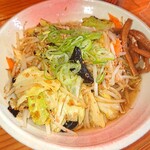 Ra-Men Anzu - 炒め野菜の野菜ラーメン 塩 野菜増し