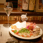 オステリア クワトロヴァッリ - 「前菜盛り合わせ」「前菜盛り合わせ」