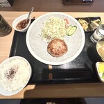 Hattaya - ハンバーグ定食(限定10食)