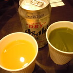 くつろぎのラウンジ TIME - 無料のジュースと缶ビール