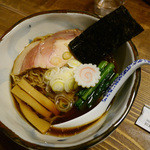 拉麺酒房 熊人 - 醤油拉麺（700円）