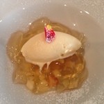 Le Caneton - カモミールのジュレと蜂蜜のアイス