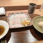 虎白 - 河豚てっさ、みかわ、出汁白子