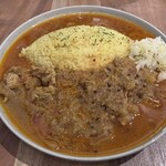 Off Grid Cafe Cenchallores - ポークカレー