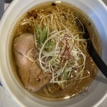 Tenrai ken - 待った甲斐あって美味しいラーメンにありつけました。