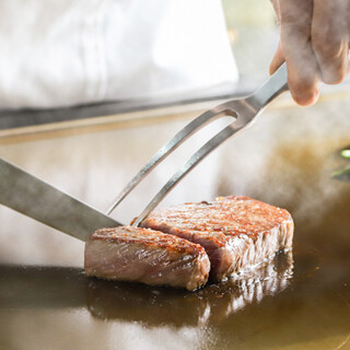 Enki's Steak are selected by connoisseurs and are made using only tender, high-quality parts.