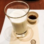 チャイブレイク - チャイブレイクセットの生姜ミルクプリンと黒蜜ソース
