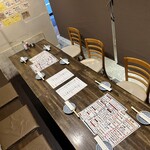 肉ト酒 八丁堀酒場 てっつい - 7〜10名様用　半個室テーブル席　喫煙可能