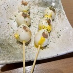 焼き鳥 きんざん - 半熟うずら玉子（アンチョビのせ 242円）