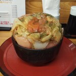 三代目 田久保食堂 - こぼれ海鮮丼