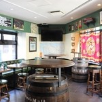 Public House The Royal Scotsman - 食事をされる方も多いので、ゆったりめで席の配置をしています