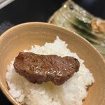 肉 希々 - 
