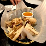 India House - オマケのおつまむ。